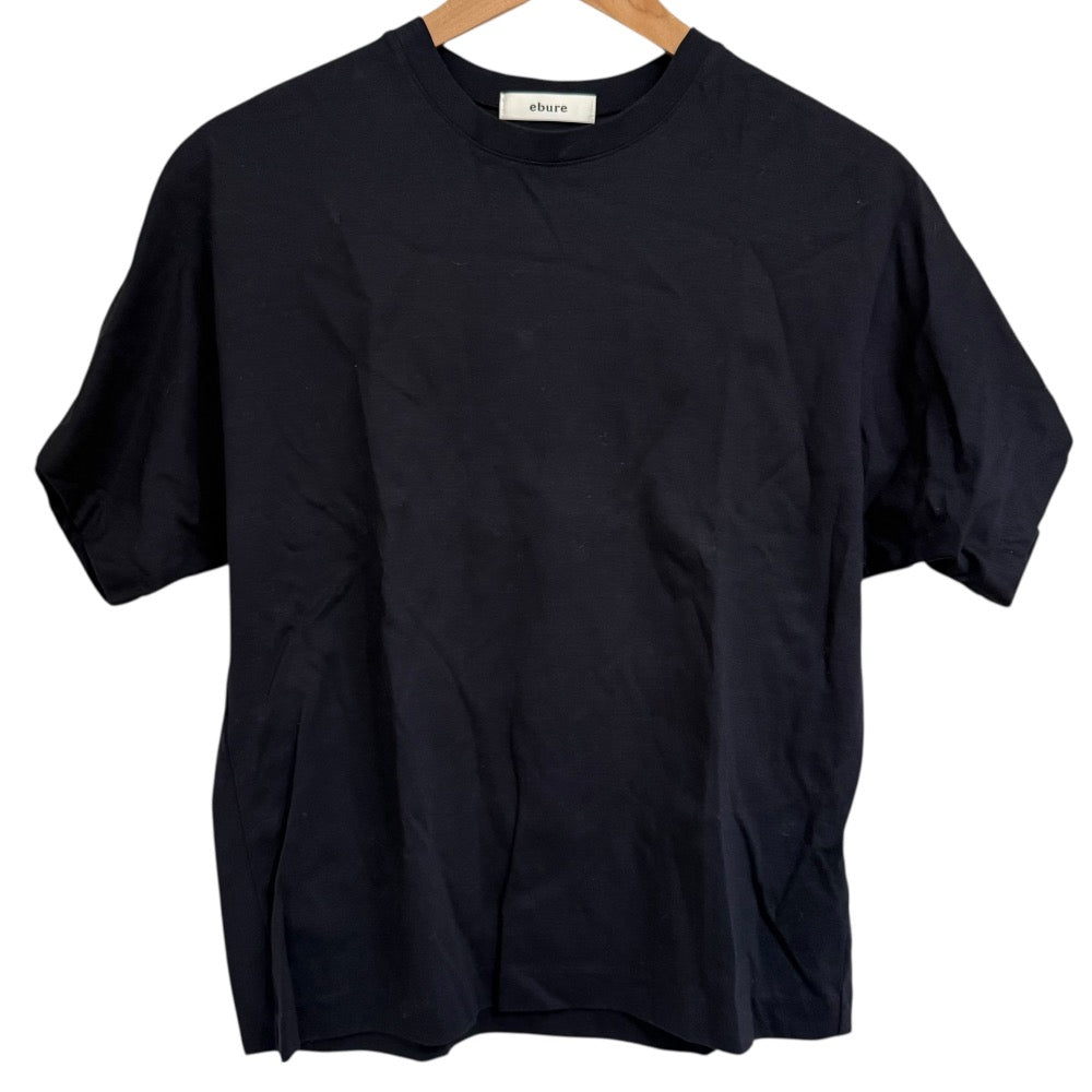 ebure クルーネックTシャツ