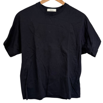 ebure クルーネックTシャツ