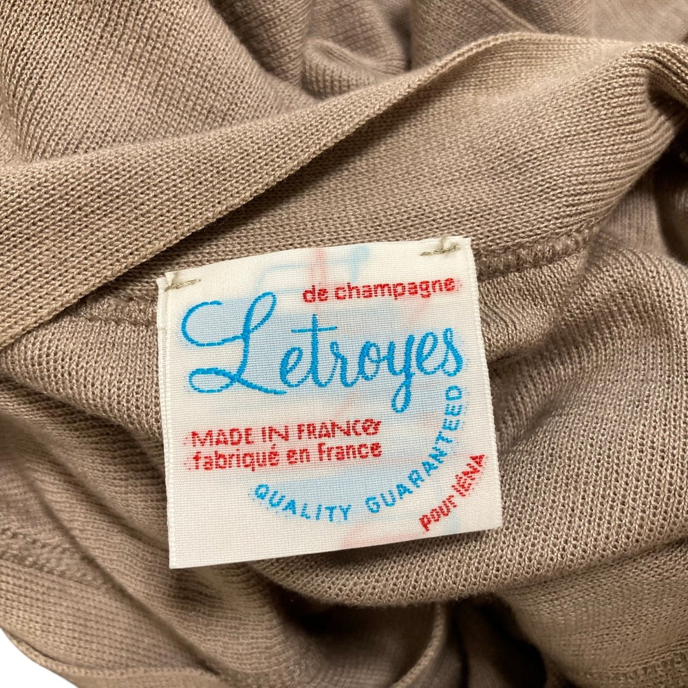 ルトロワ Vネックカーディガン