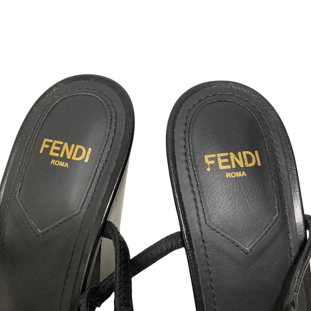 フェンディ レザー スクエアトゥサンダル