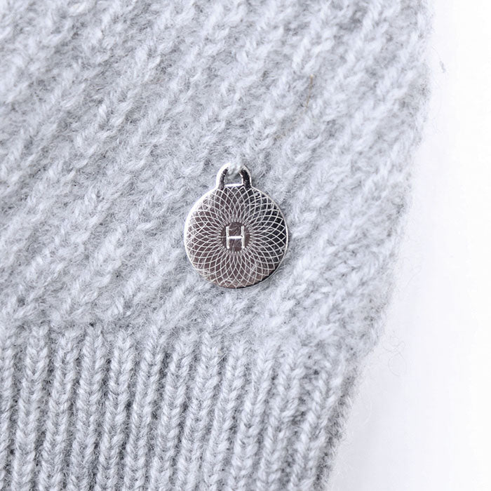 エルメス H ロゴ チャーム 100% カシミア セーター