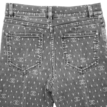 シャネル シグネチャーロゴ ドット ストレッチデニム デニムパンツ