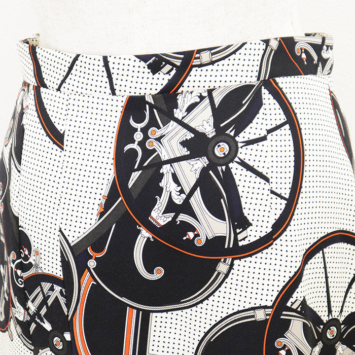 エルメス CLIQUETIS TATTOO AQUARELLE シルクスカート