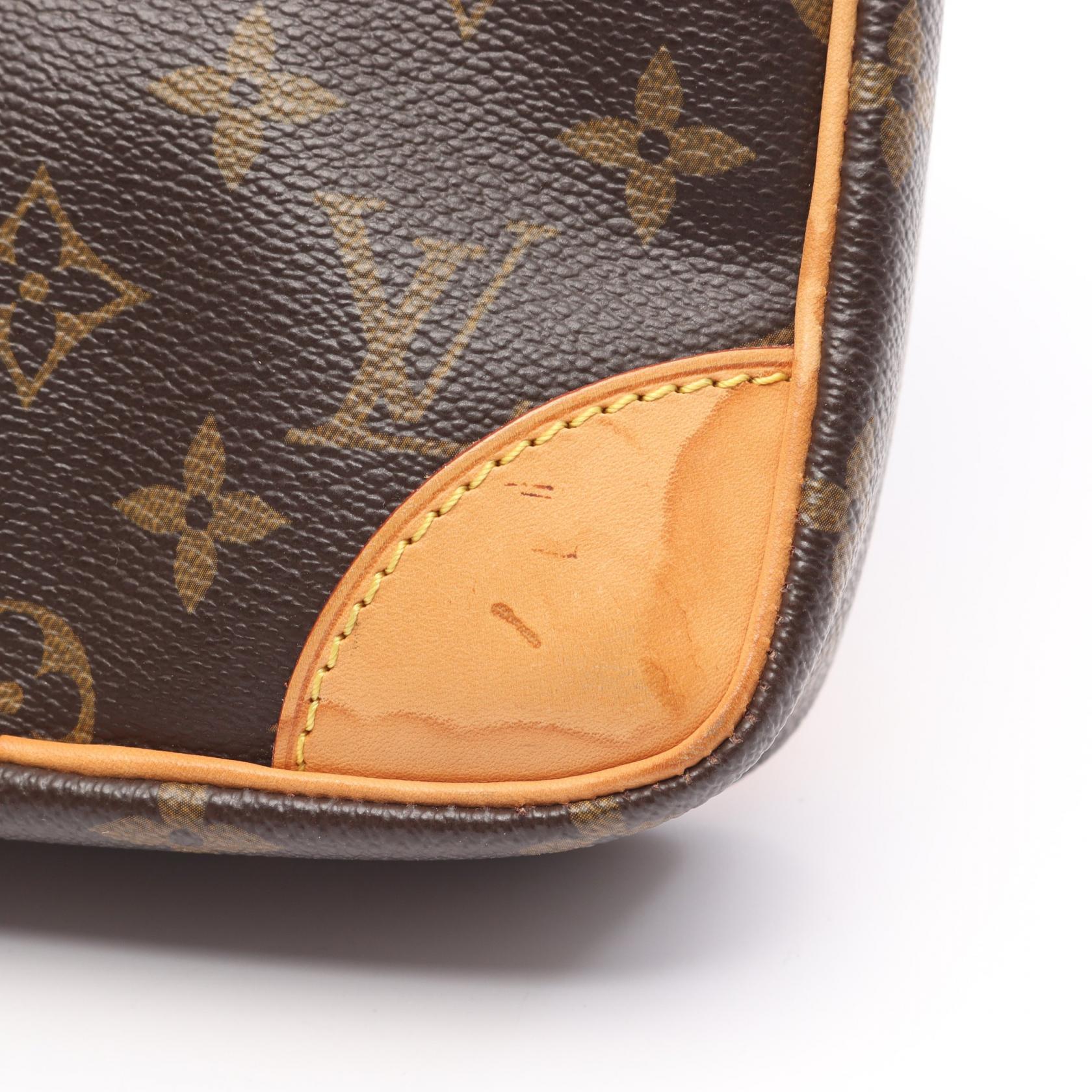 ルイ・ヴィトン ダヌーブ モノグラム ショルダーバッグ