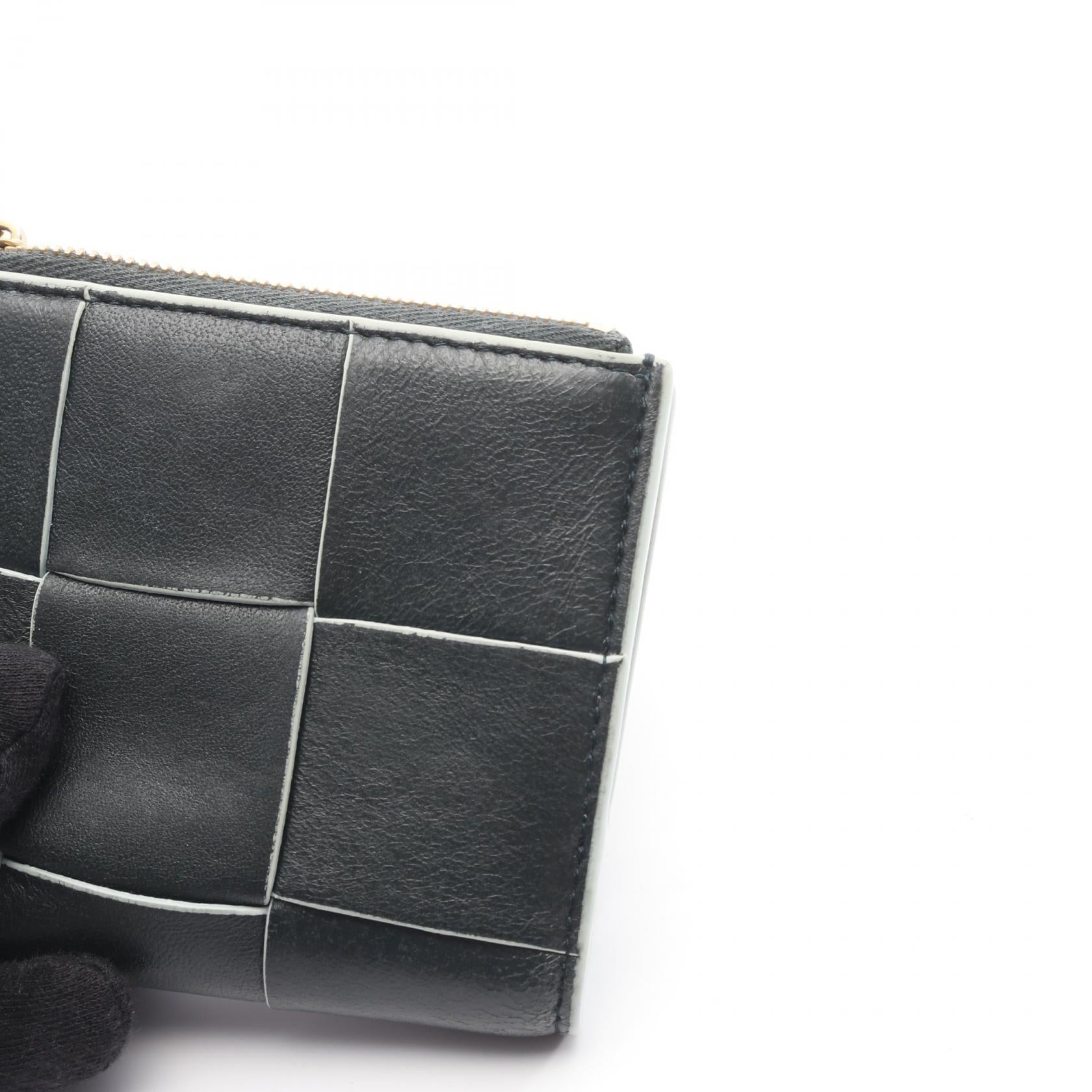 ボッテガ・ヴェネタ カセット レザー 財布