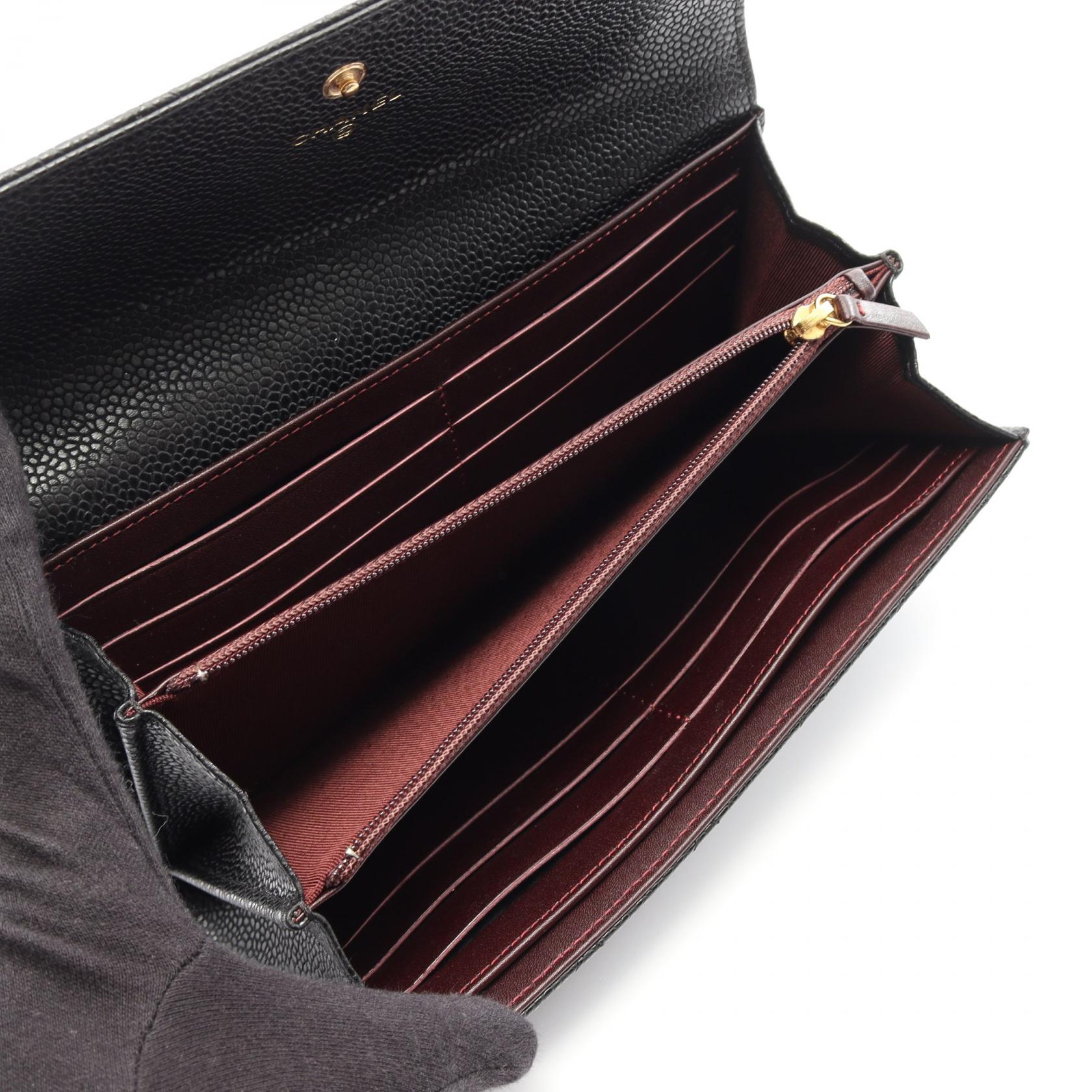 シャネル マトラッセ グレインドカーフ 二つ折り長財布