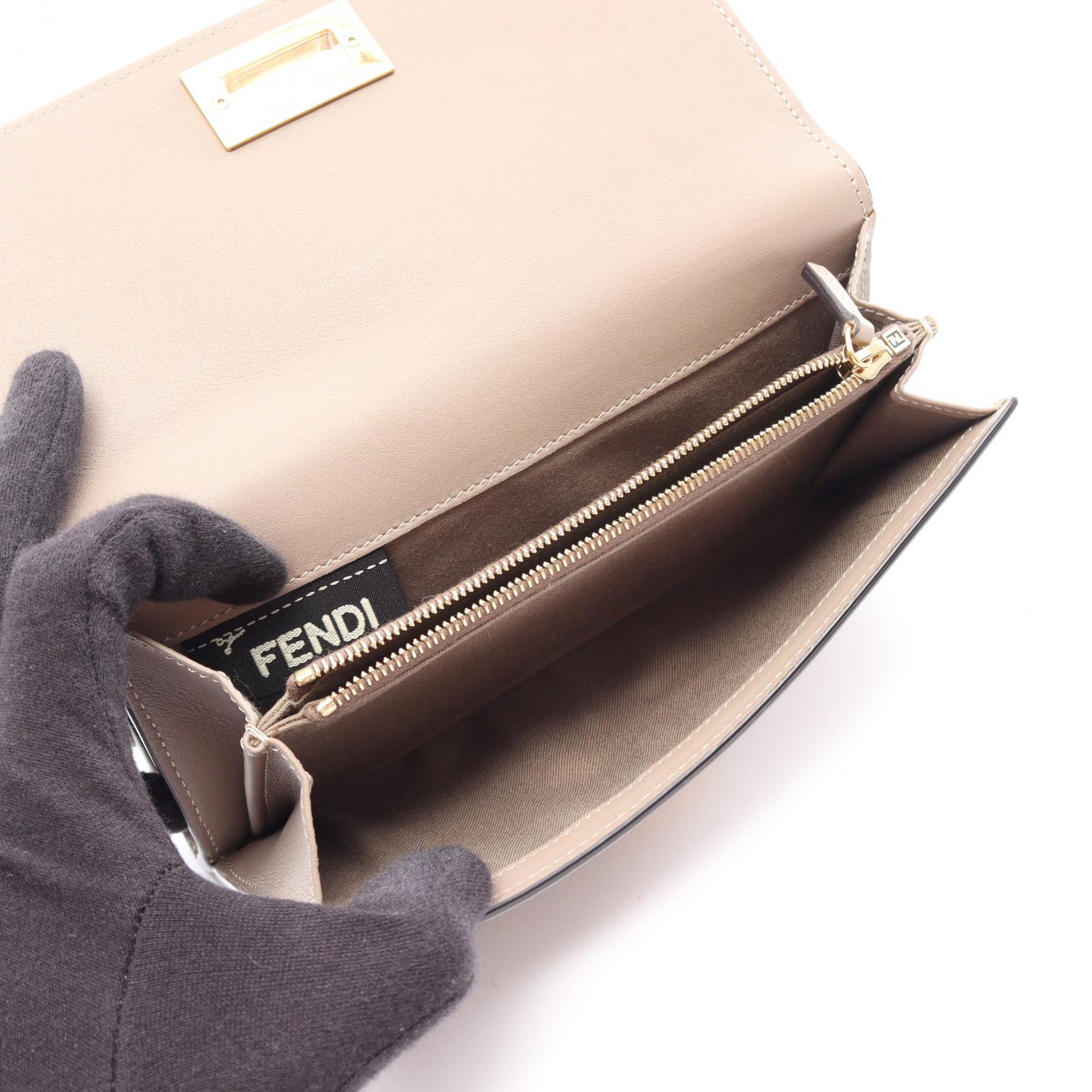 フェンディ ピーカブー セレリア 長財布