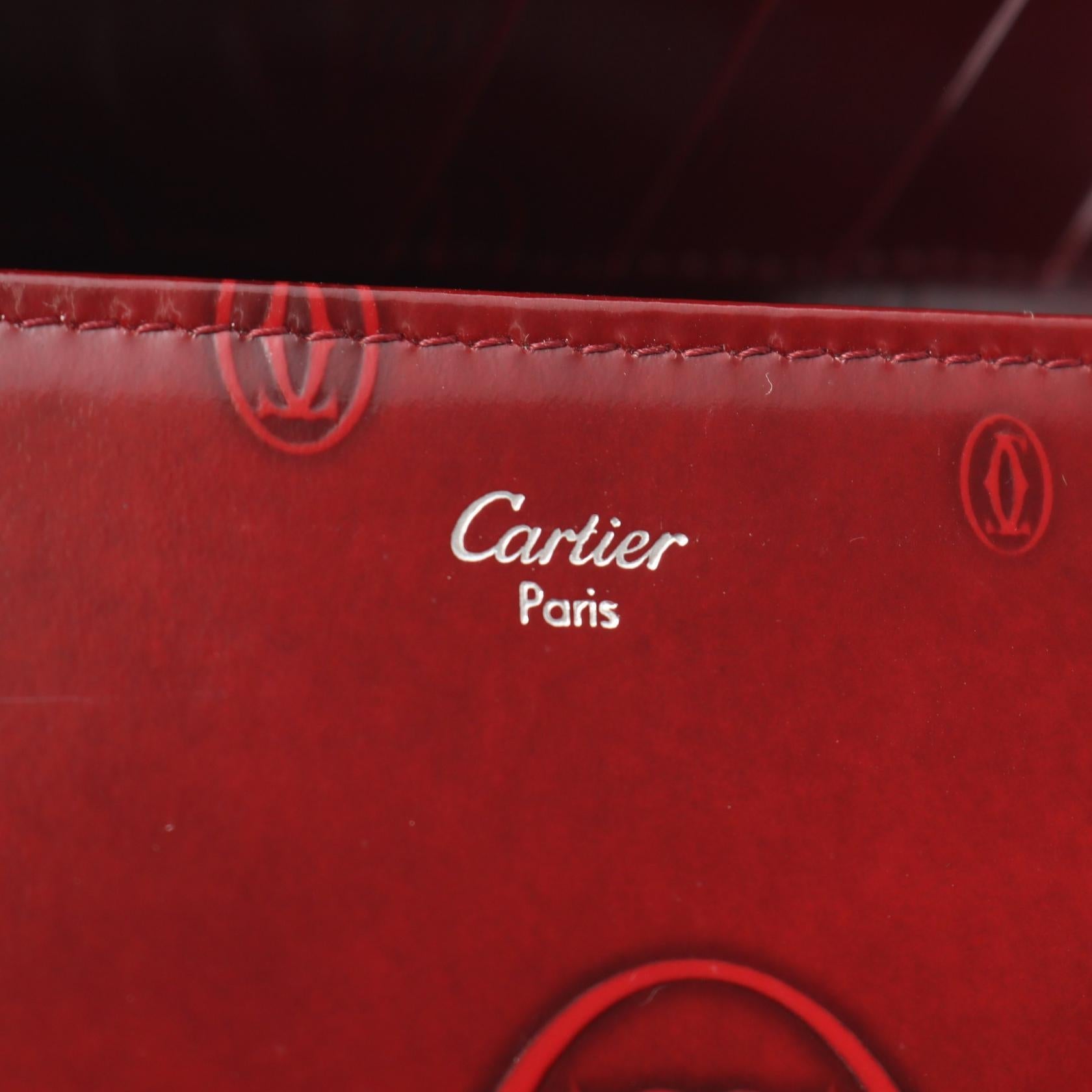 カルティエ ハッピーバースデー パテントレザー 二つ折り財布