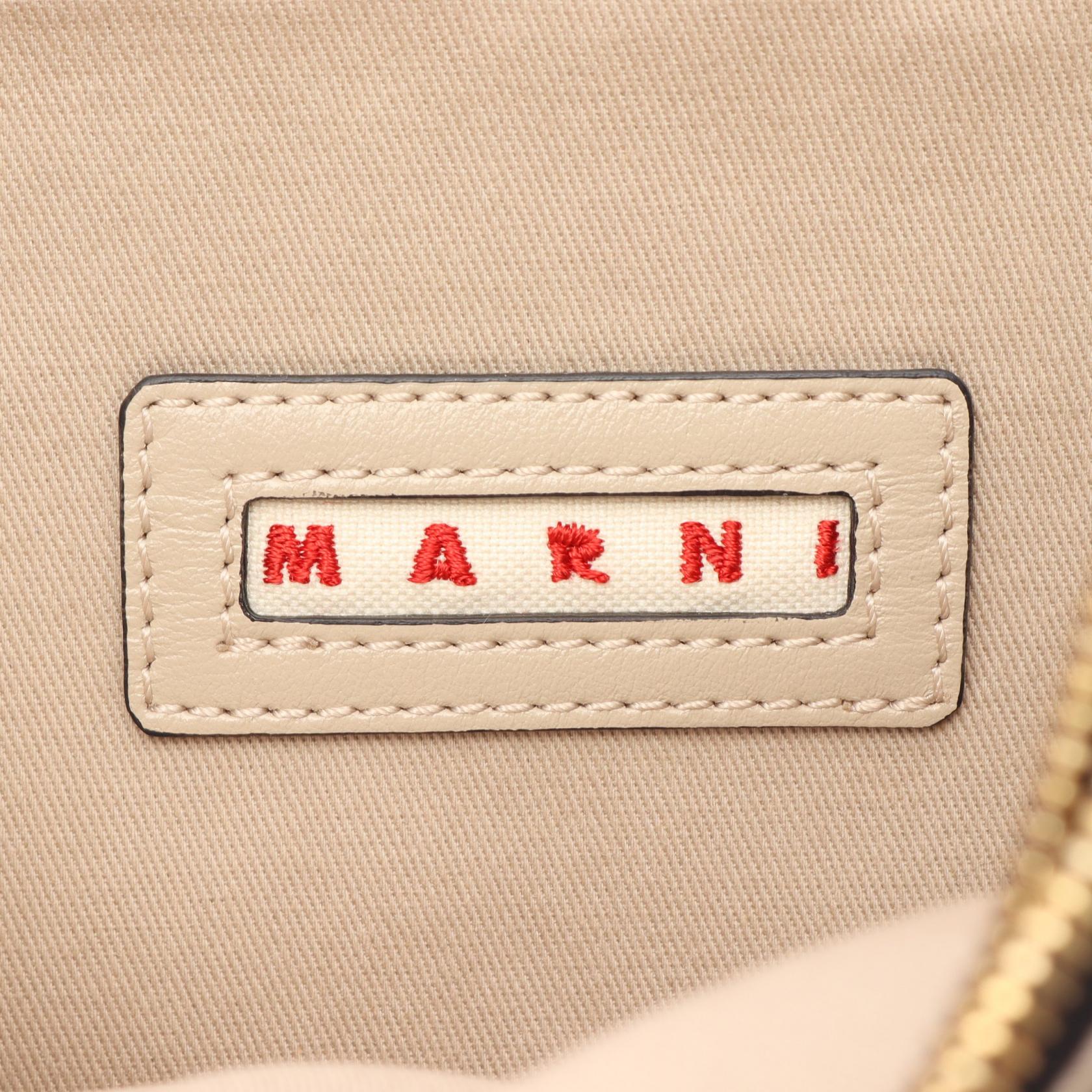 マルニ TRUNK ラージ レザーショルダーバッグ