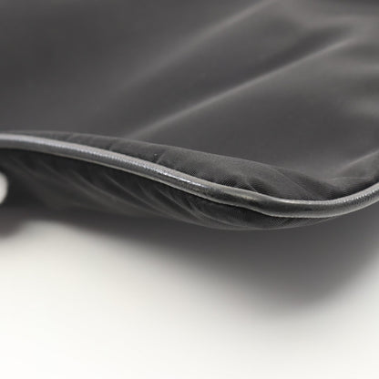 プラダ テッスート サフィアーノ レザー ショルダーバッグ