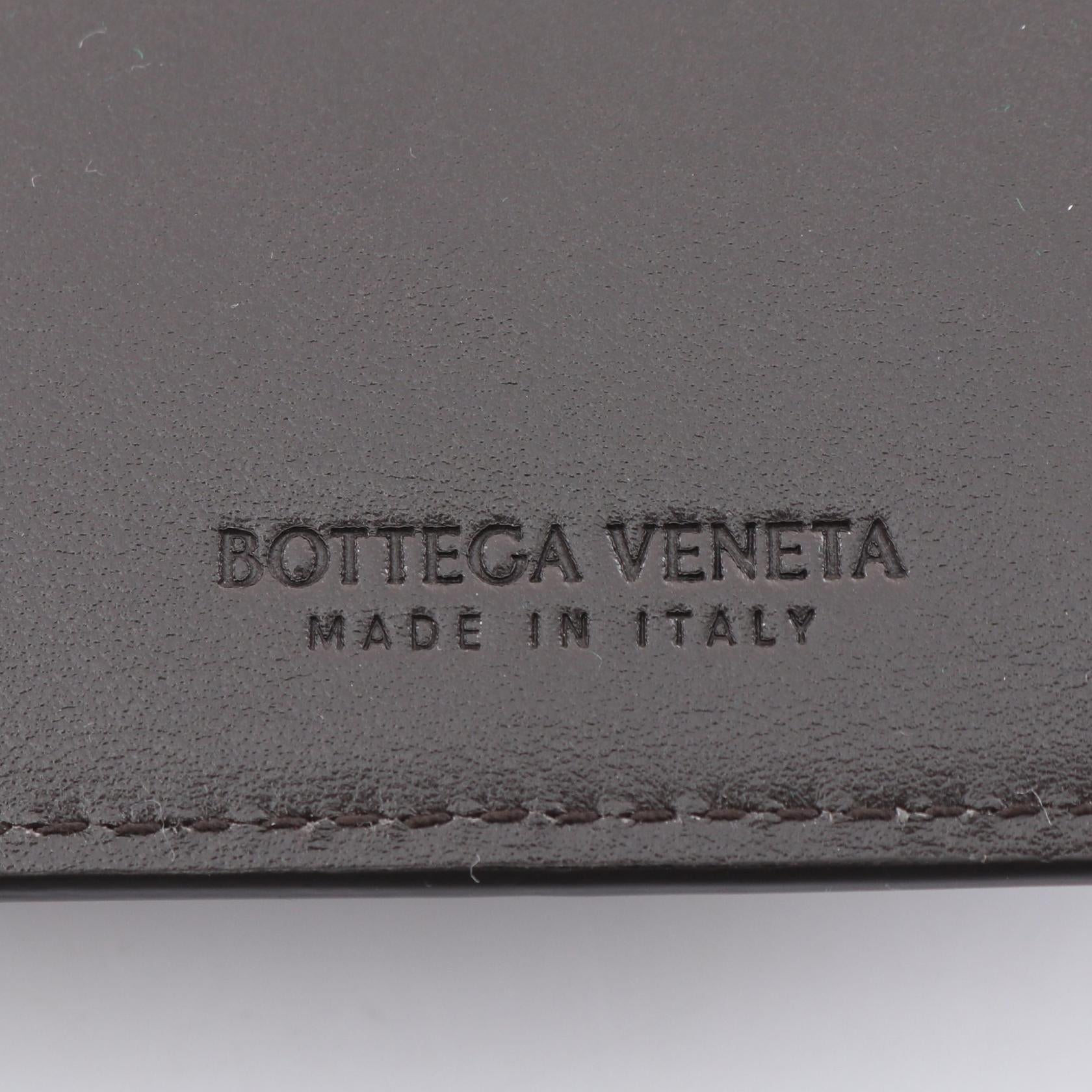 ボッテガヴェネタイントレチャートレザー長財布