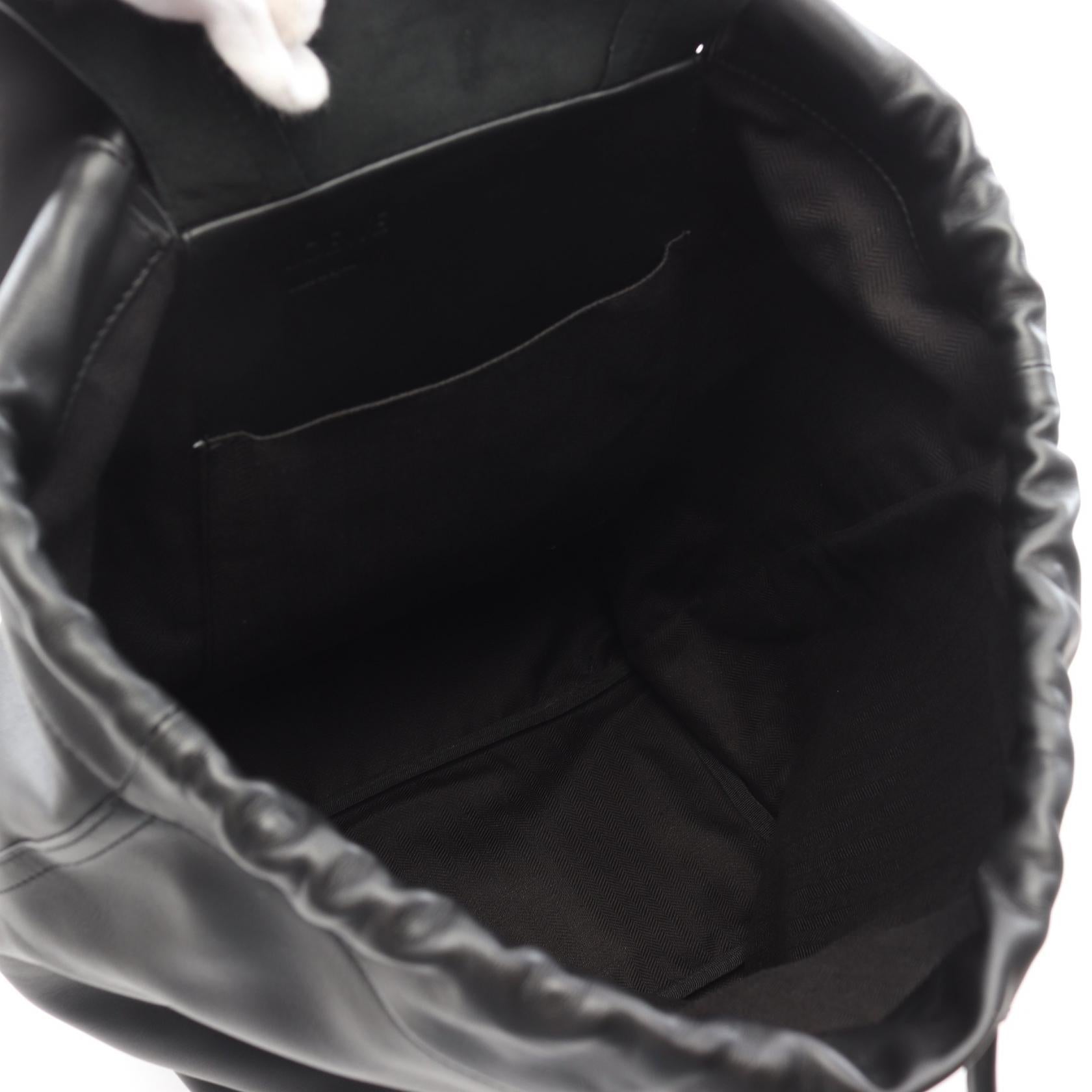 ロエベ フラメンコ レザー バックパック