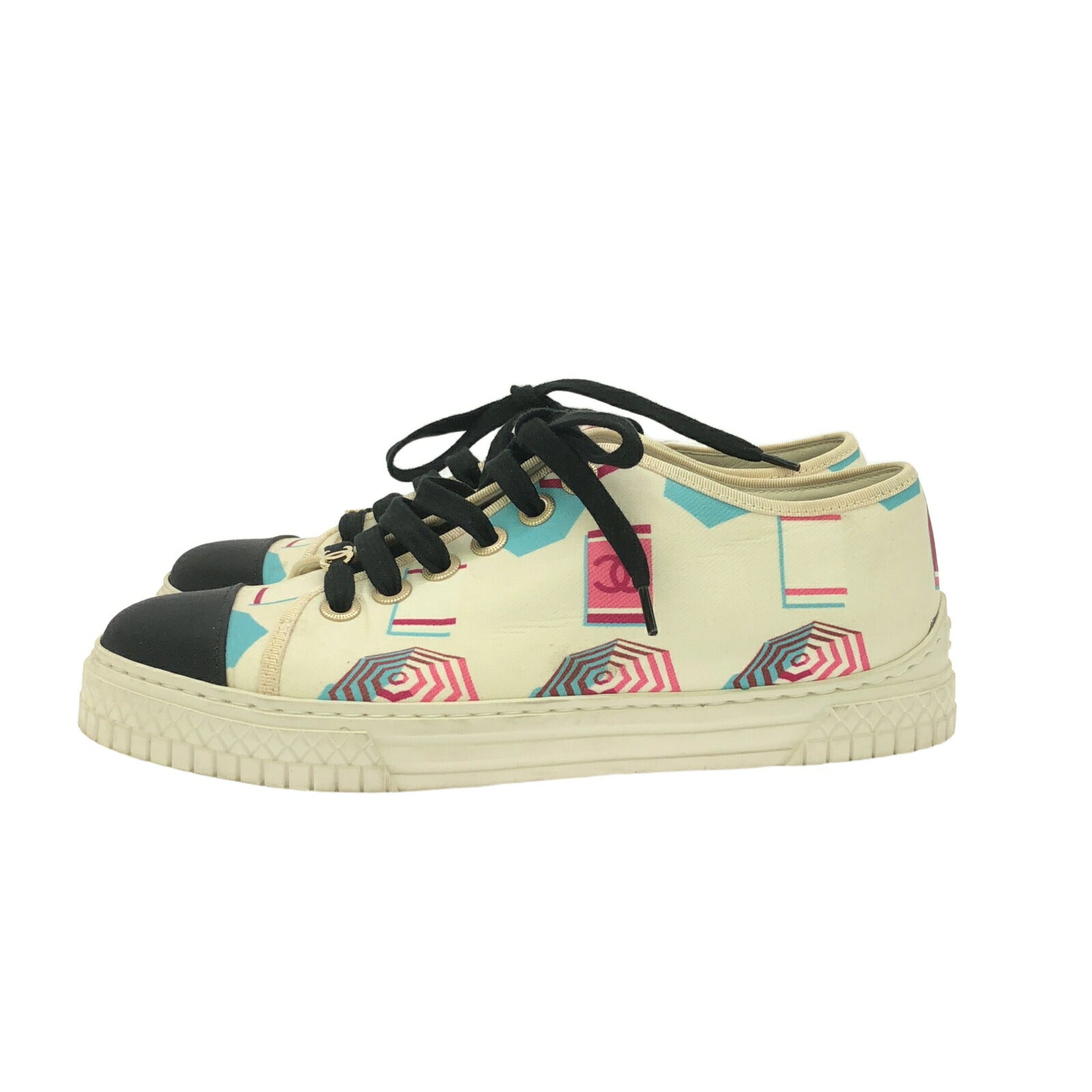Chanel Sneaker Sneakers