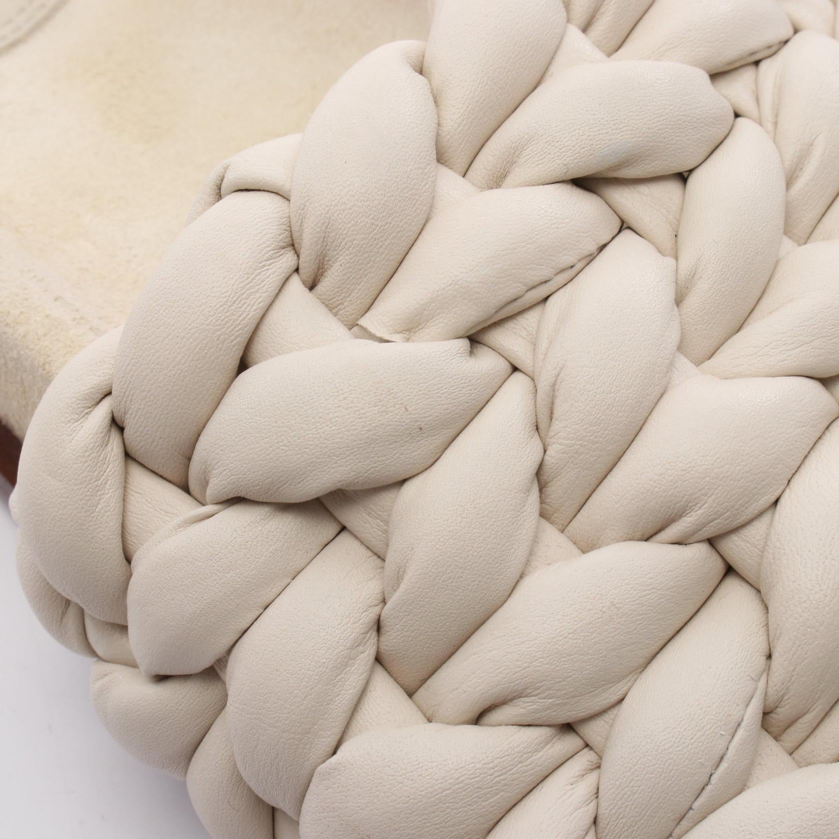 クロエ ブレイデッド レザー サンダル