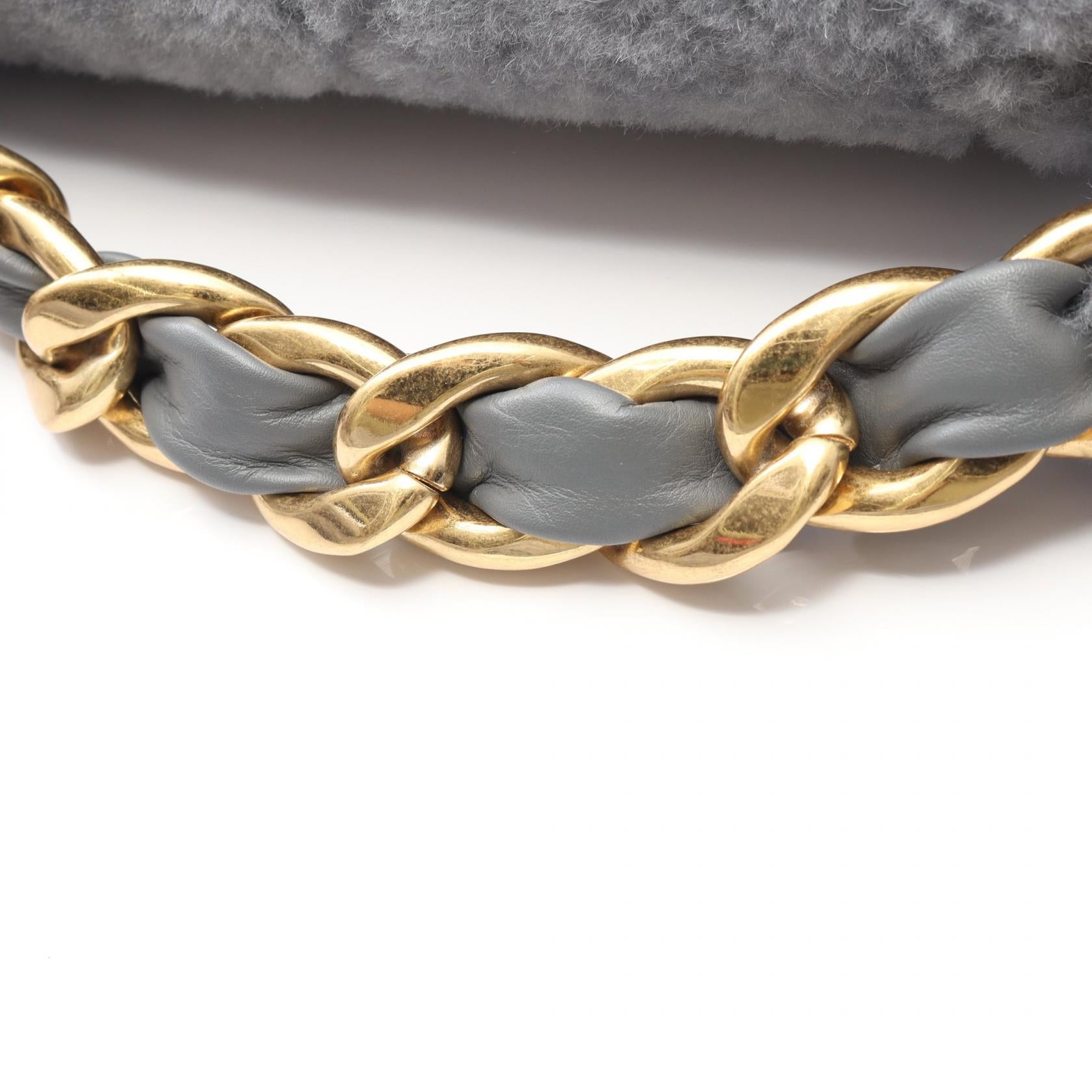 シャネル マトラッセ シアリング ショルダー バッグ