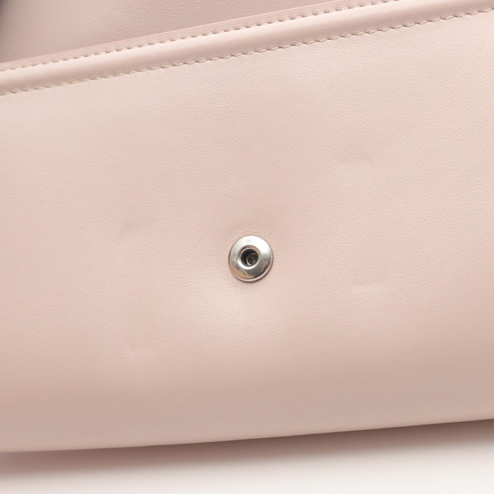 トッズ ダブルT レザー ハンドバッグ