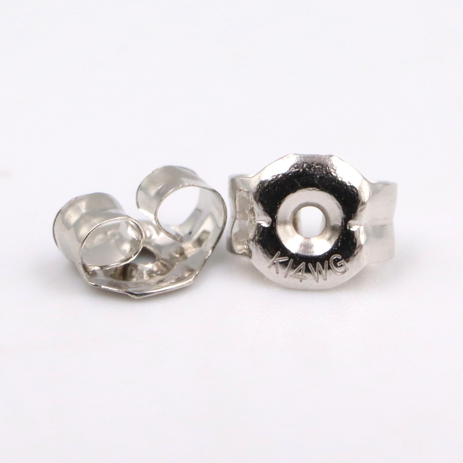 ジュエリー K18WGダイヤモンドピアス