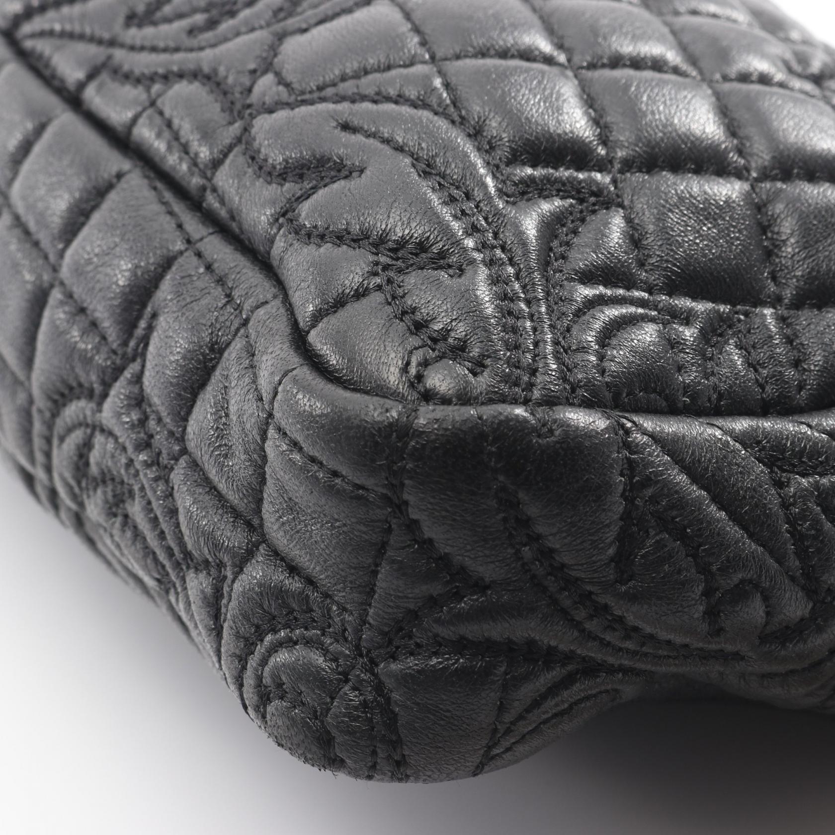 ジャンニ ヴェルサーチ レザー ショルダー バッグ