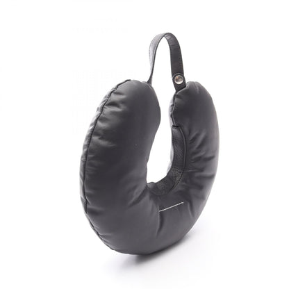 エムエムシックス Travel Pillow レザー ハンドバッグ