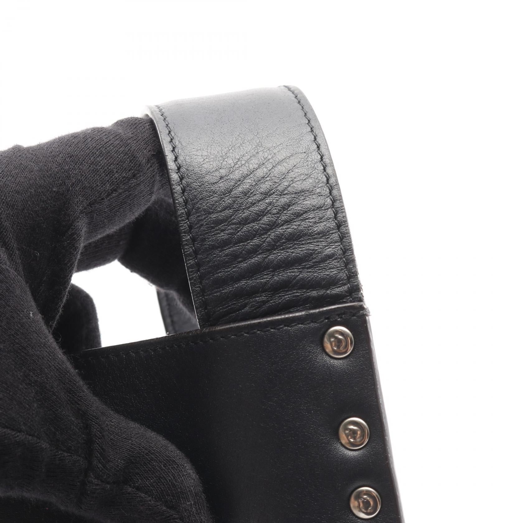 セリーヌ レザー ショルダーバッグ