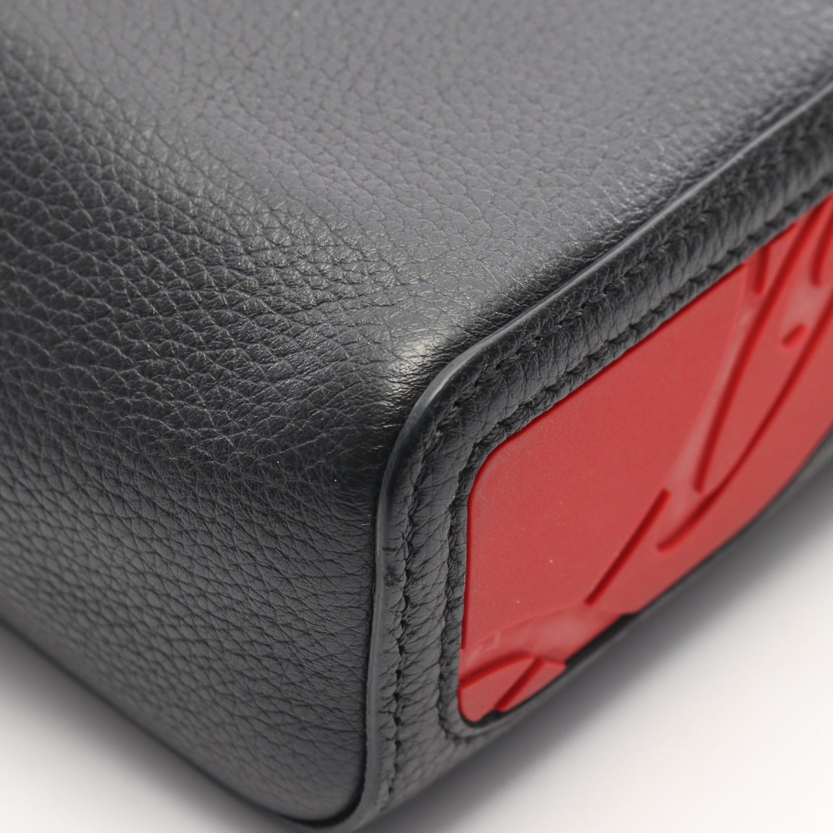 クリスチャン ルブタン キビ ポーチ レザー 2WAY バッグ