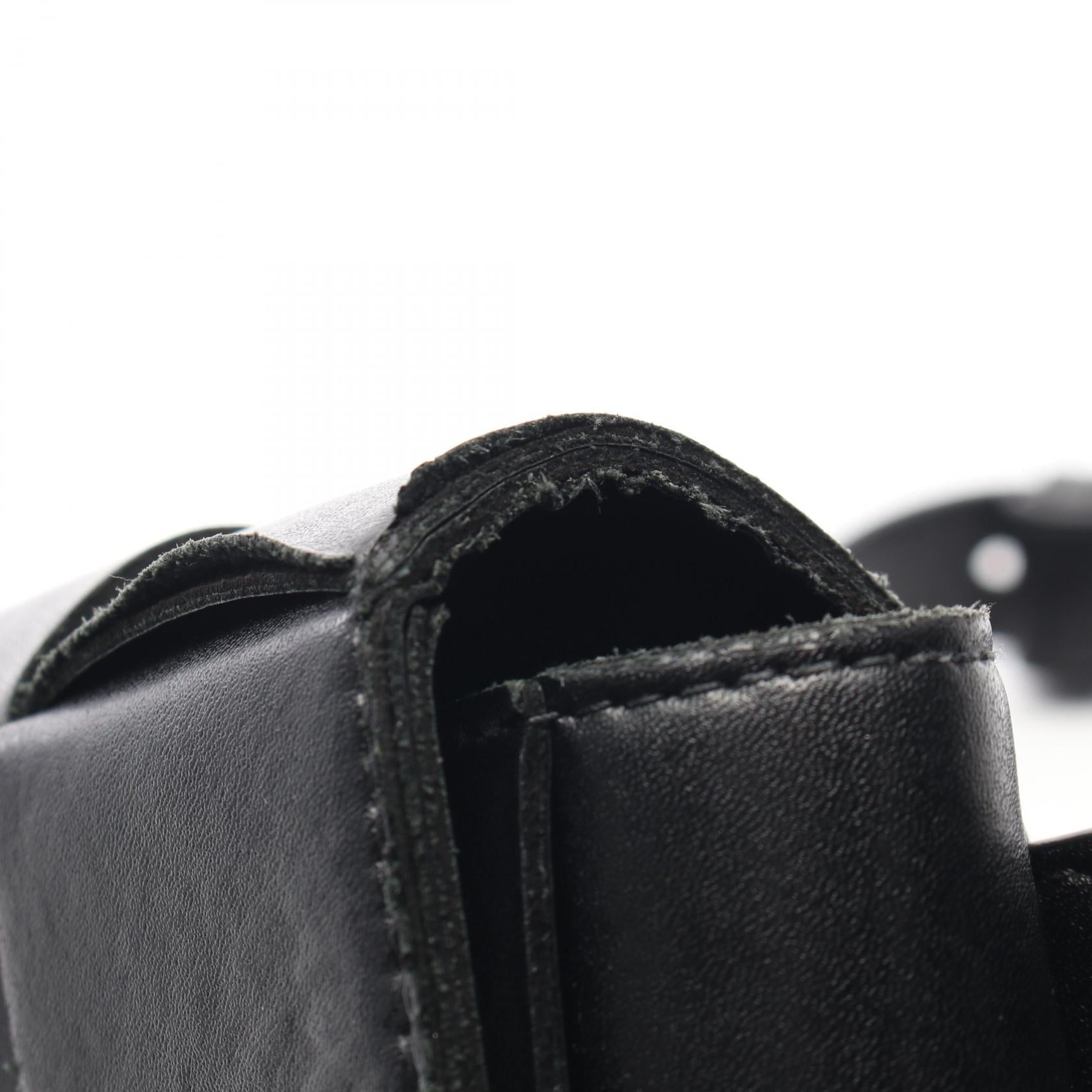 ボッテガ・ヴェネタ カセット マキシ イントレチャート レザー ベルトバッグ