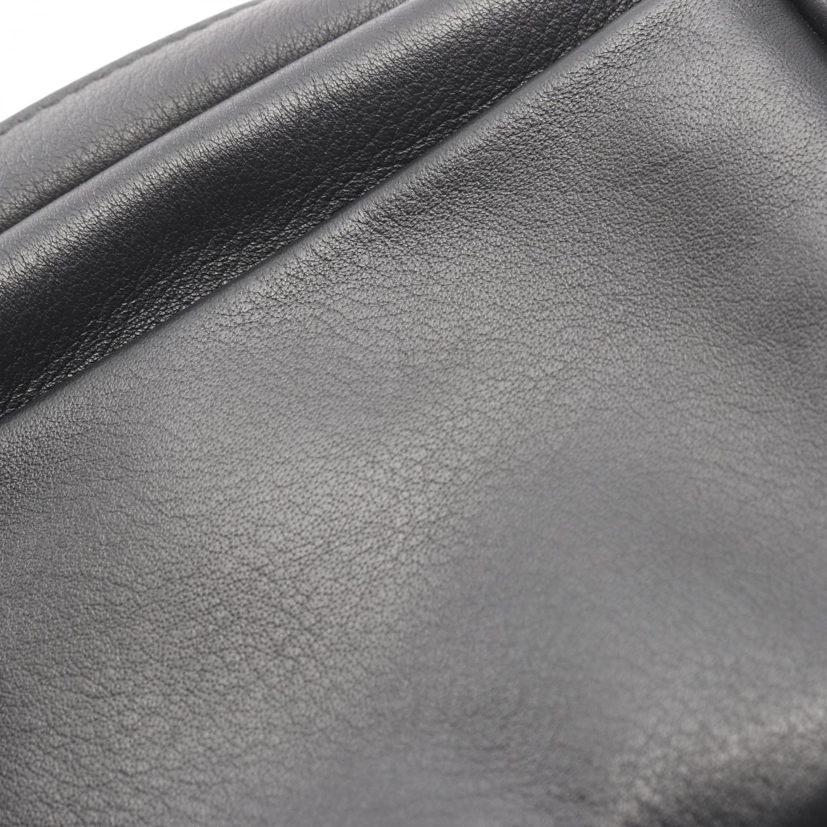 バレンシアガ エブリデイカメラバッグXS レザー ショルダーバッグ
