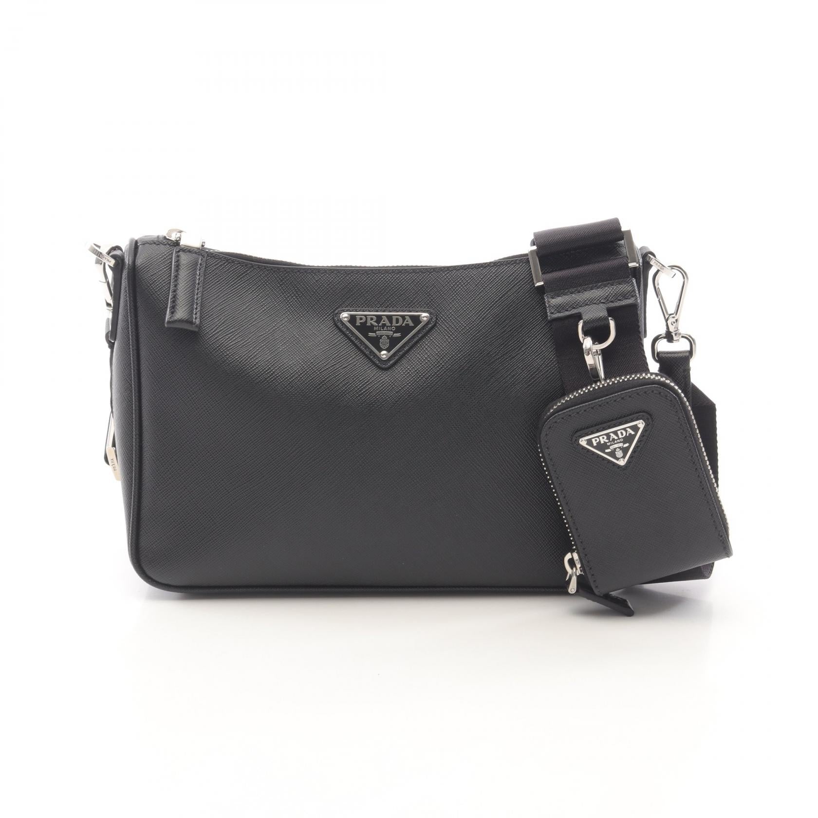 プラダ SAFFIANO TRAVEL レザーショルダーバッグ