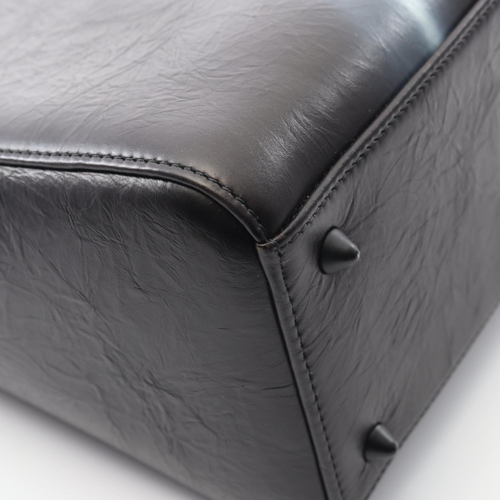 ディオール レディ ディオール レザー ハンドバッグ