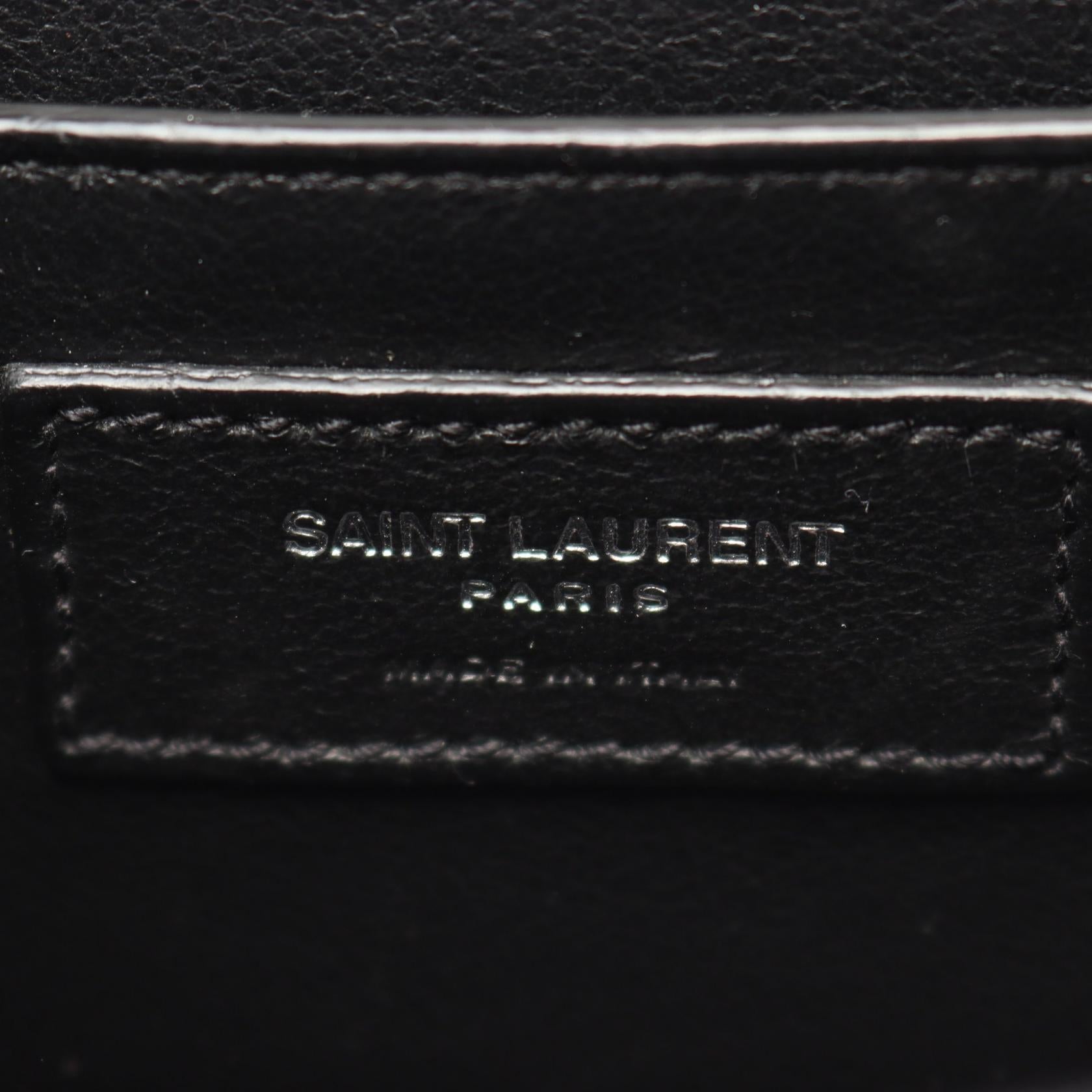 サンローラン パリ ソルフェリーノ パテント レザー ショルダーバッグ