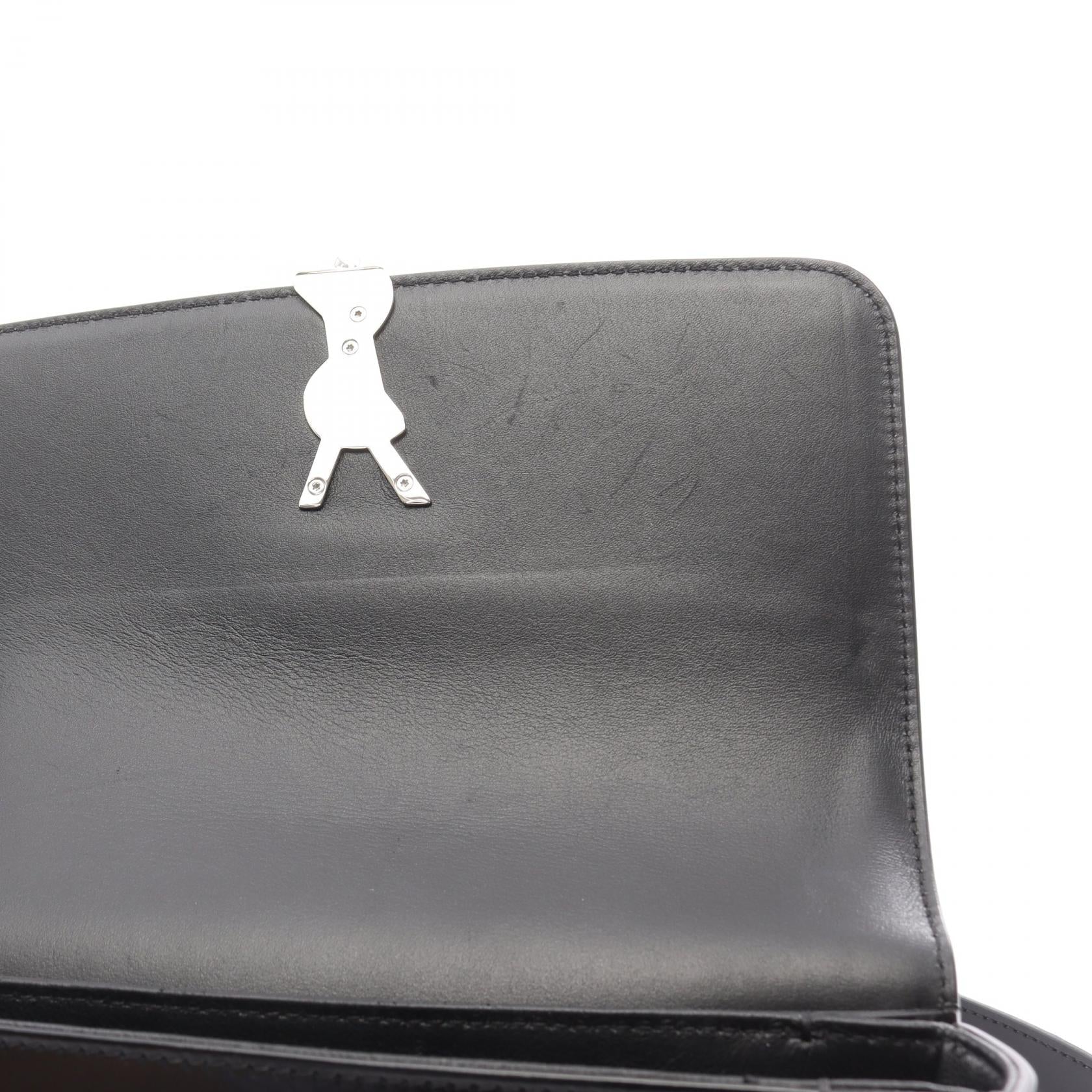 サンローラン パリ ソルフェリーノ パテント レザー ショルダーバッグ