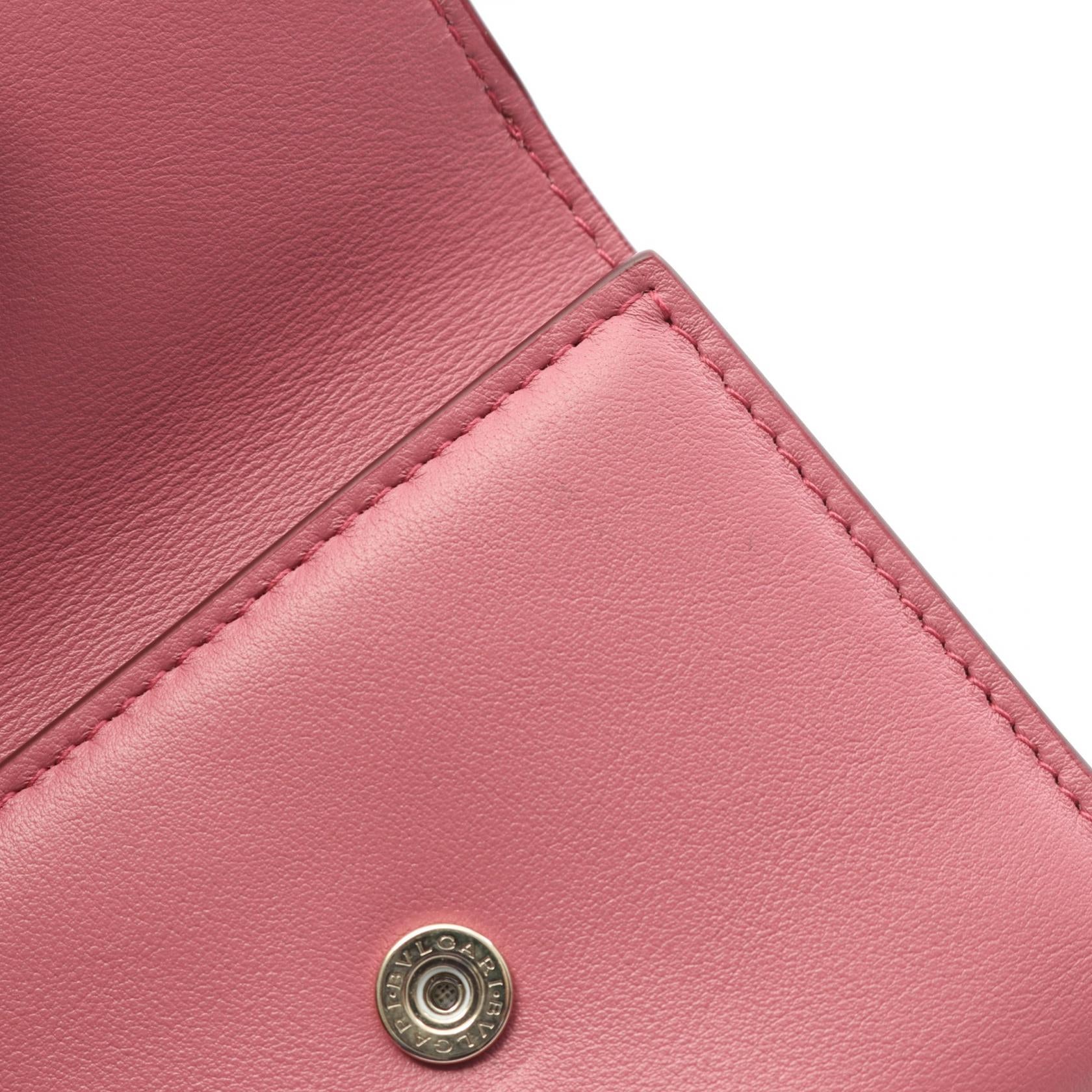 ブルガリ セルペンティ フォーエバー レザー財布