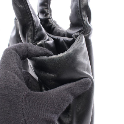 プラダ トライアングル ロゴ レザー ハンドバッグ