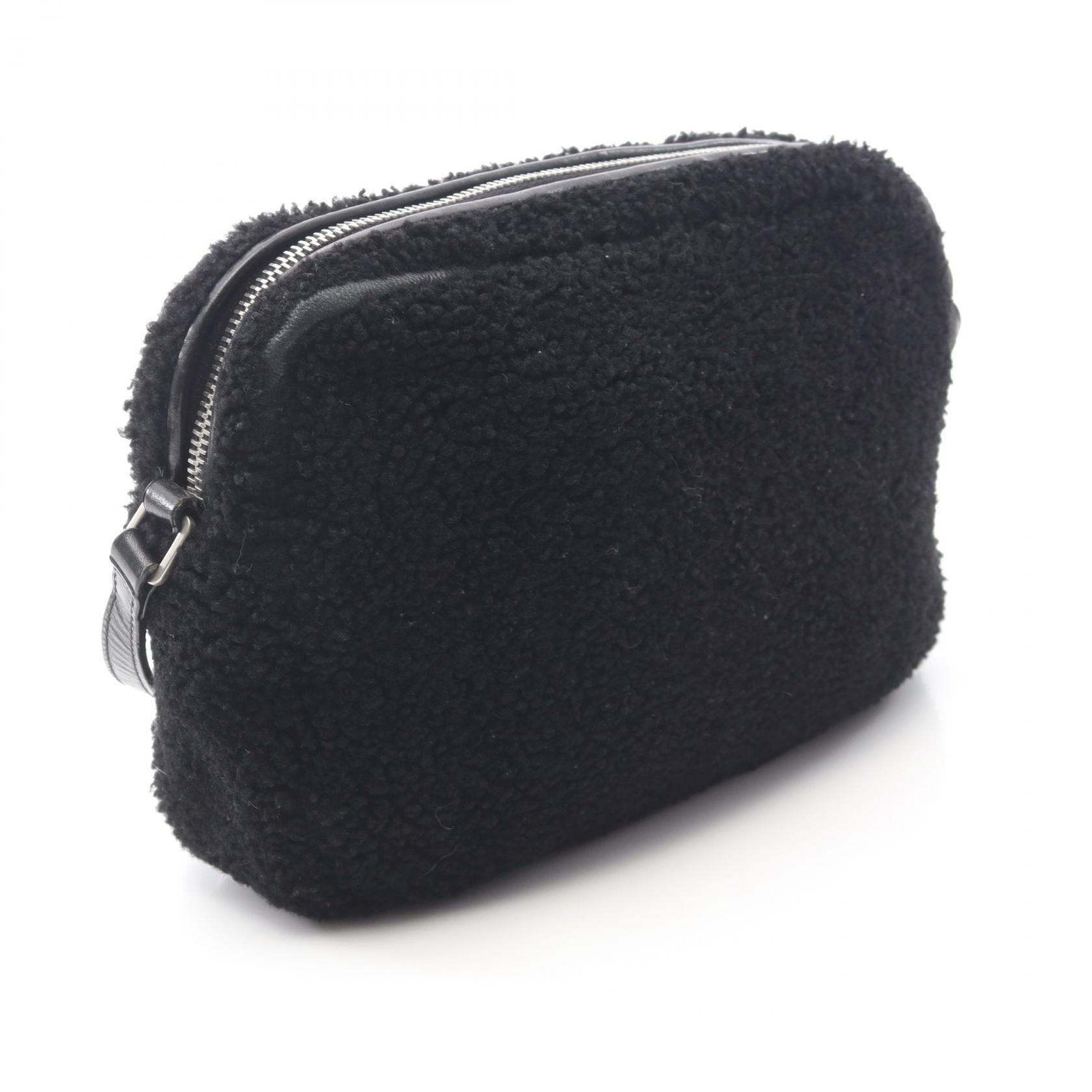 サンローランパリ LOU CAMERA BAG レザー ショルダーバッグ