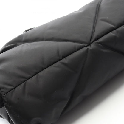 プラダ Re-Nylon トートバッグ