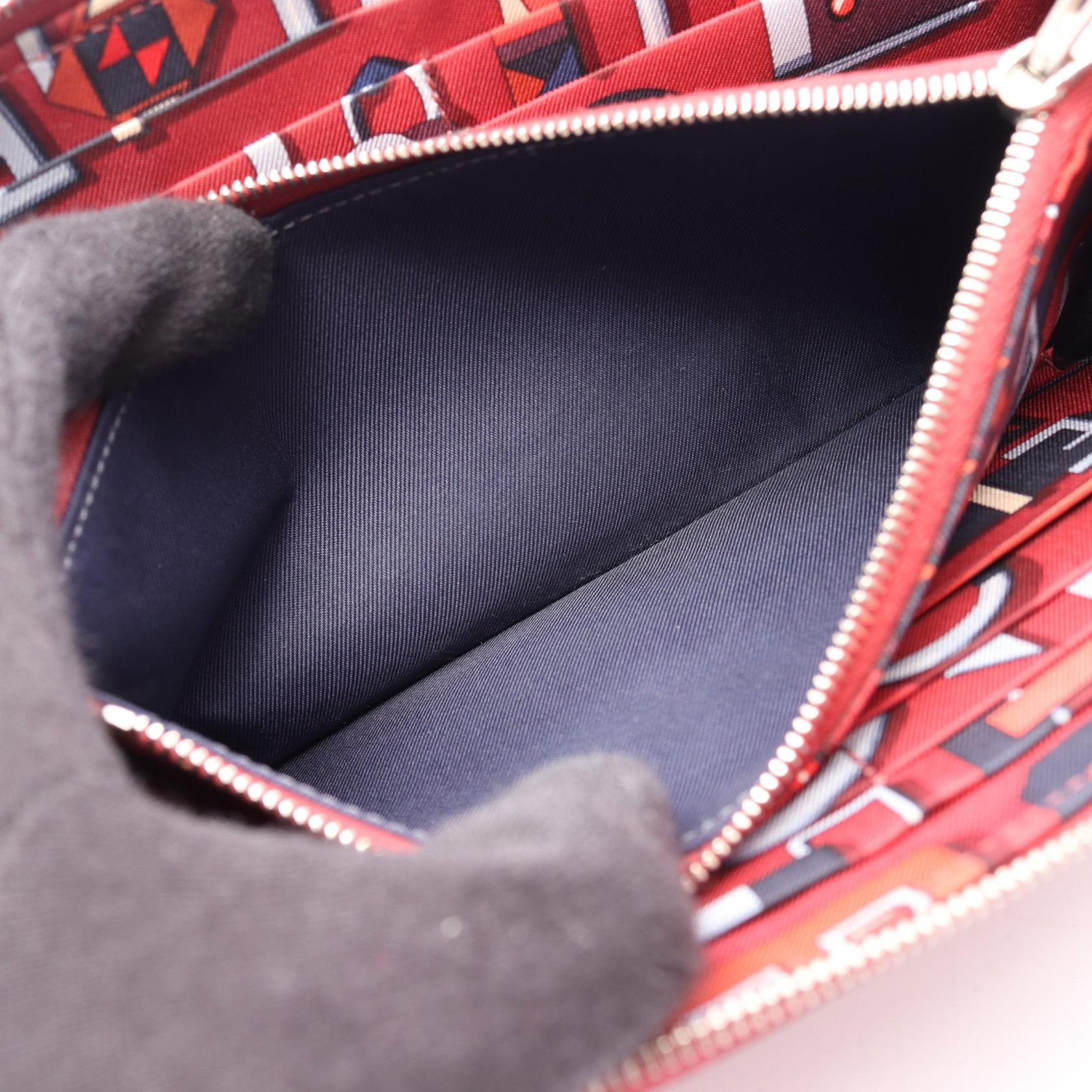 エルメス アザップロング シルクイン ラウンド長財布