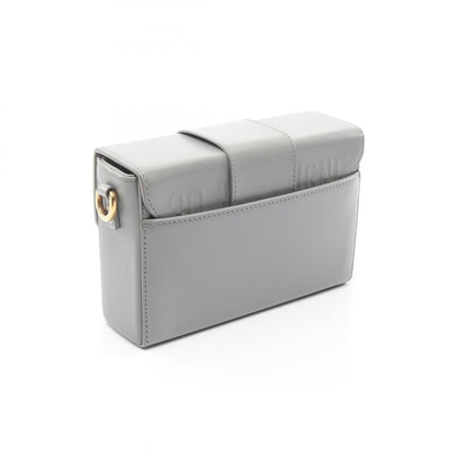 ディオール 30 MONTAIGNE レザー ショルダーバッグ