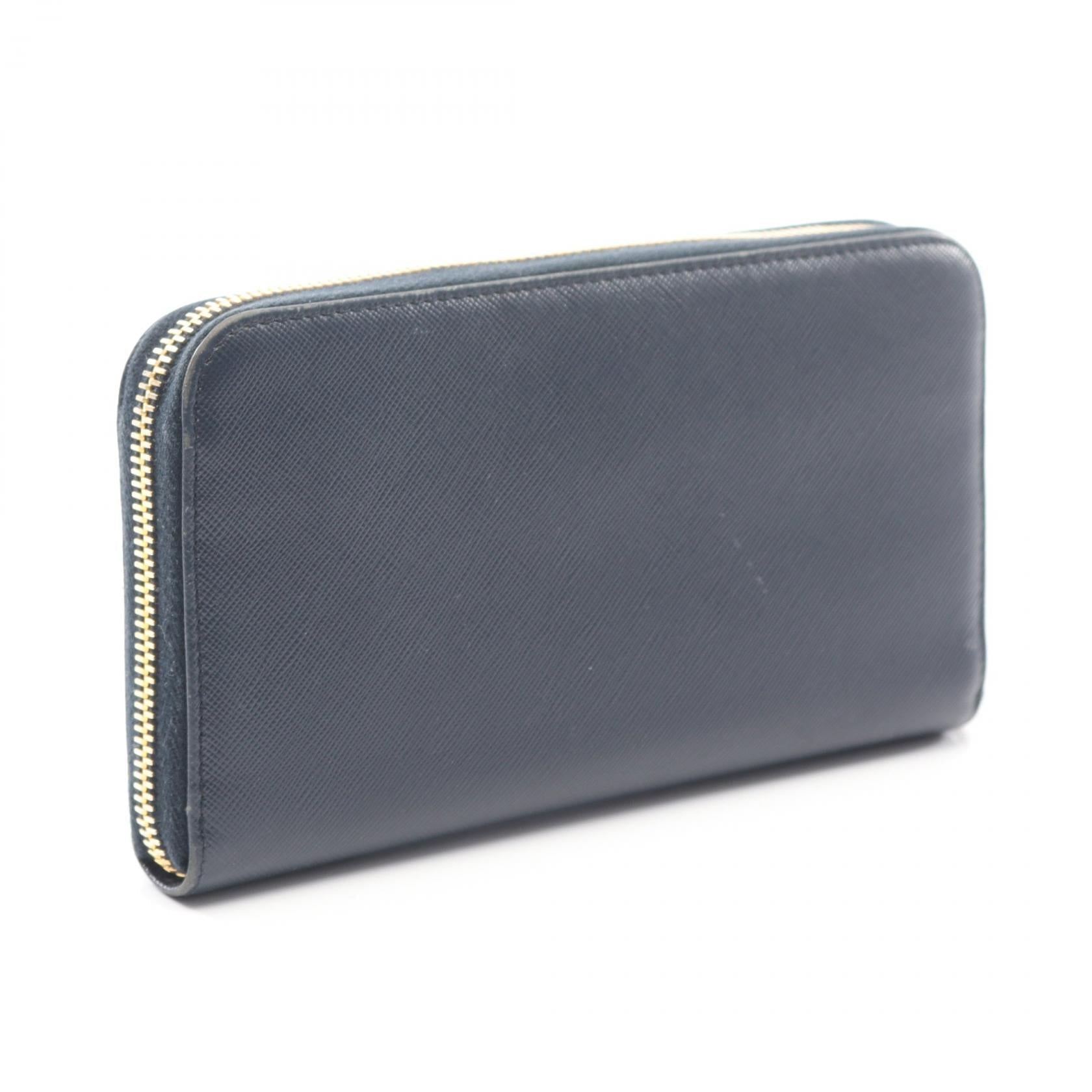 プラダ SAFFIANO METAL ラウンド長財布
