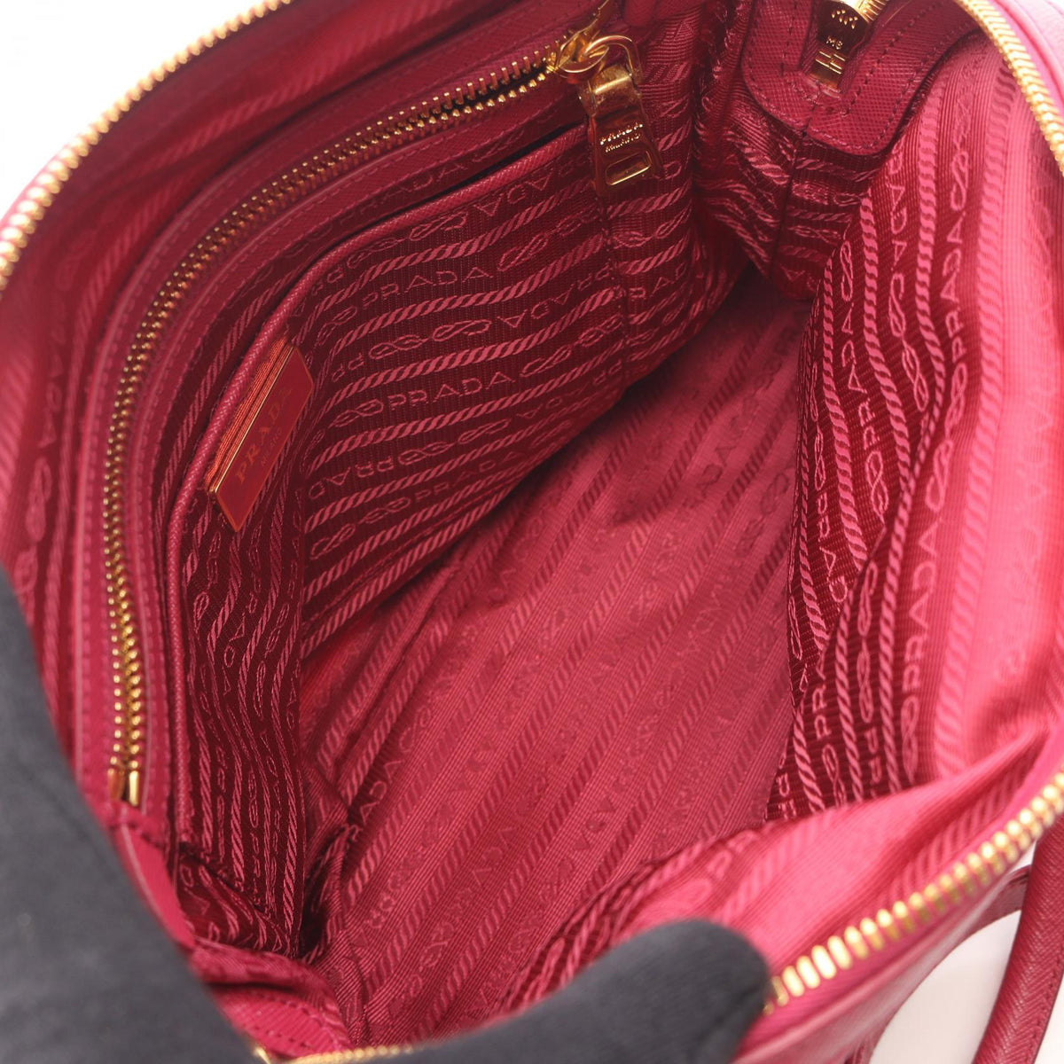 プラダ TESSUTO SAFFIANO ナイロン ハンドバッグ
