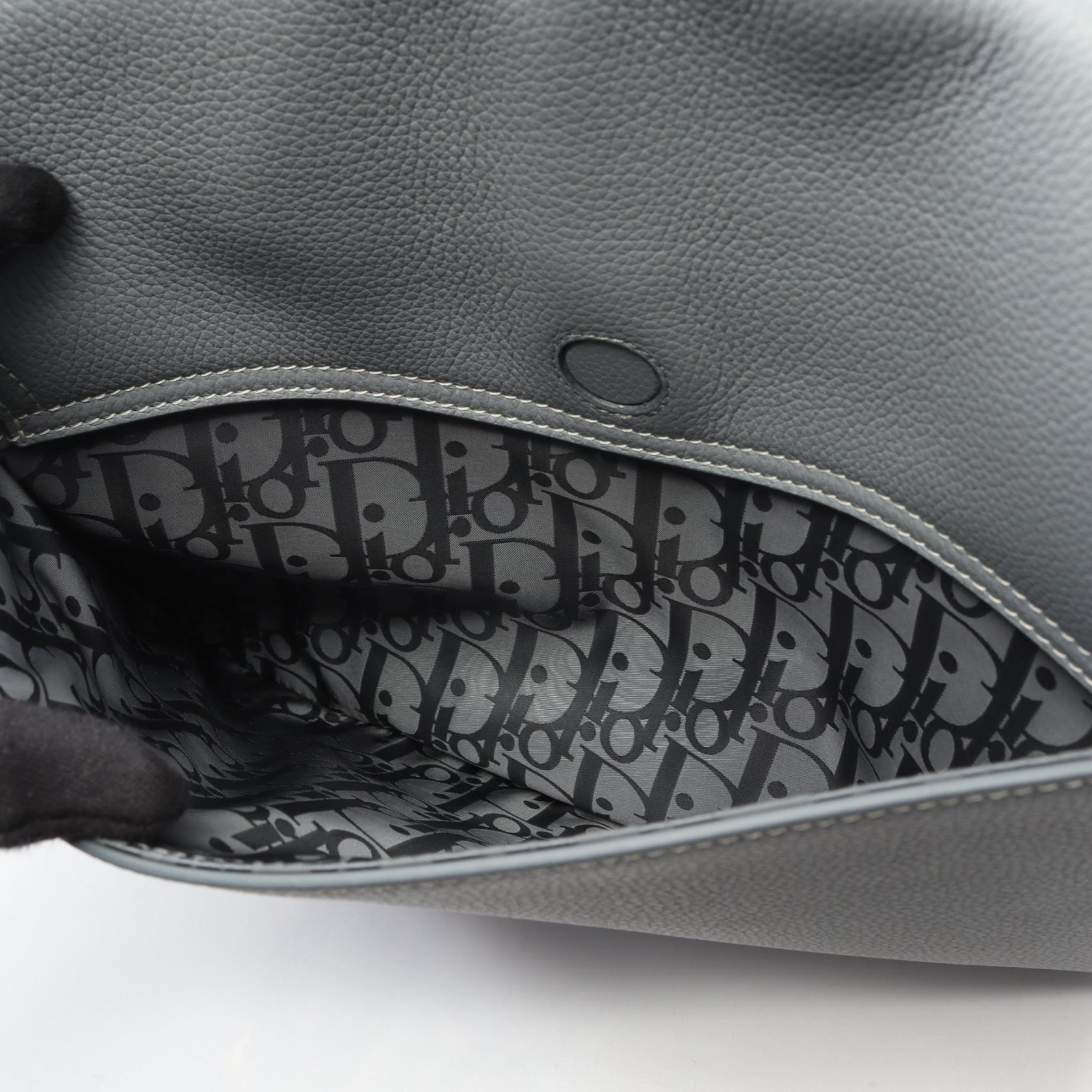 ディオール SADDLE レザーショルダーバッグ
