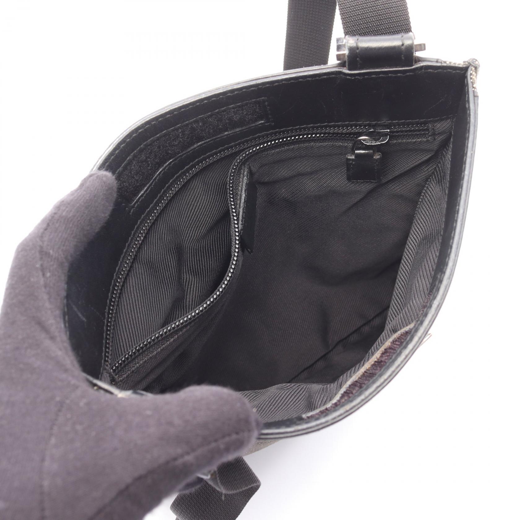グッチ GGデニム ショルダーバッグ