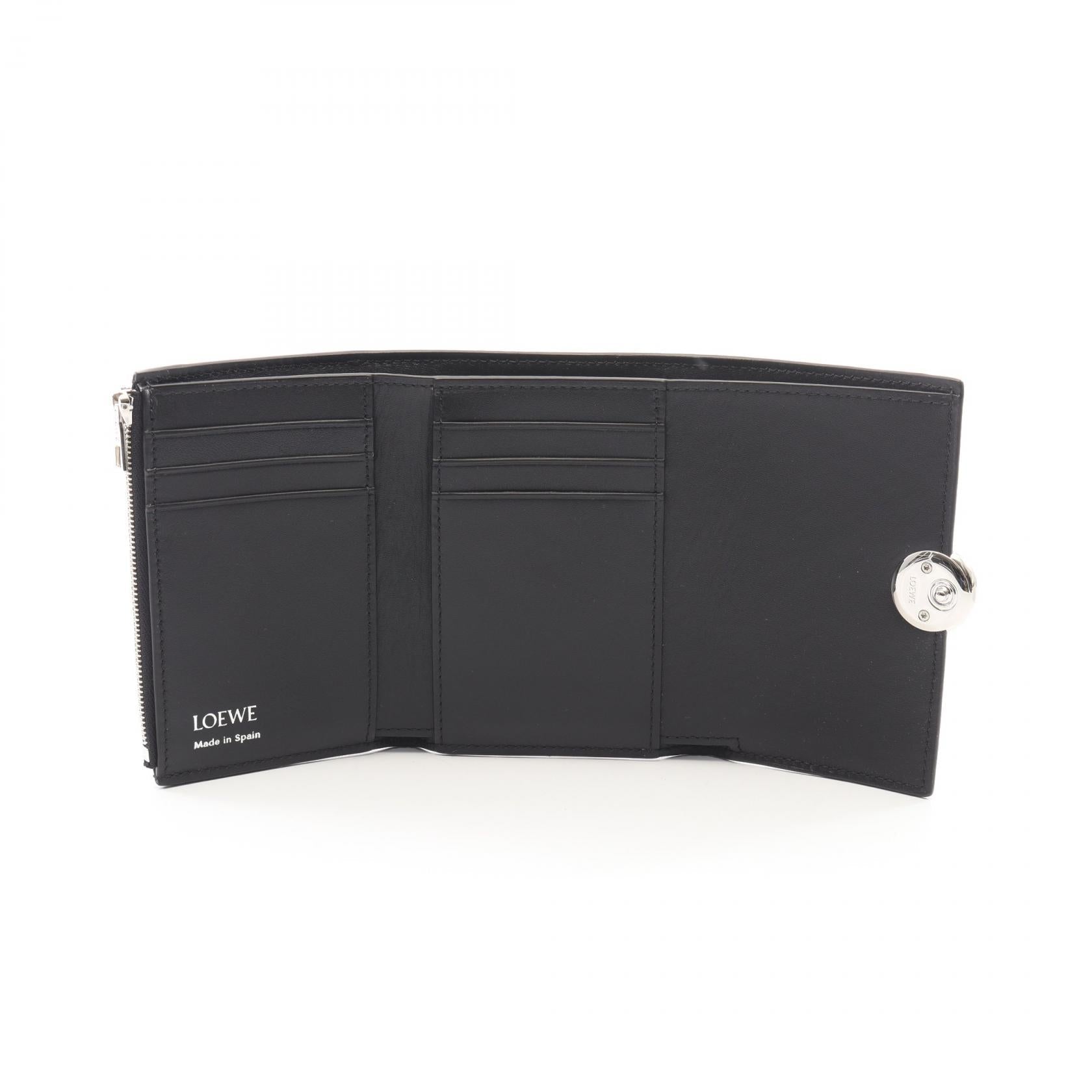 ロエベ Pebble Small Vertical Wallet レザー三つ折り財布