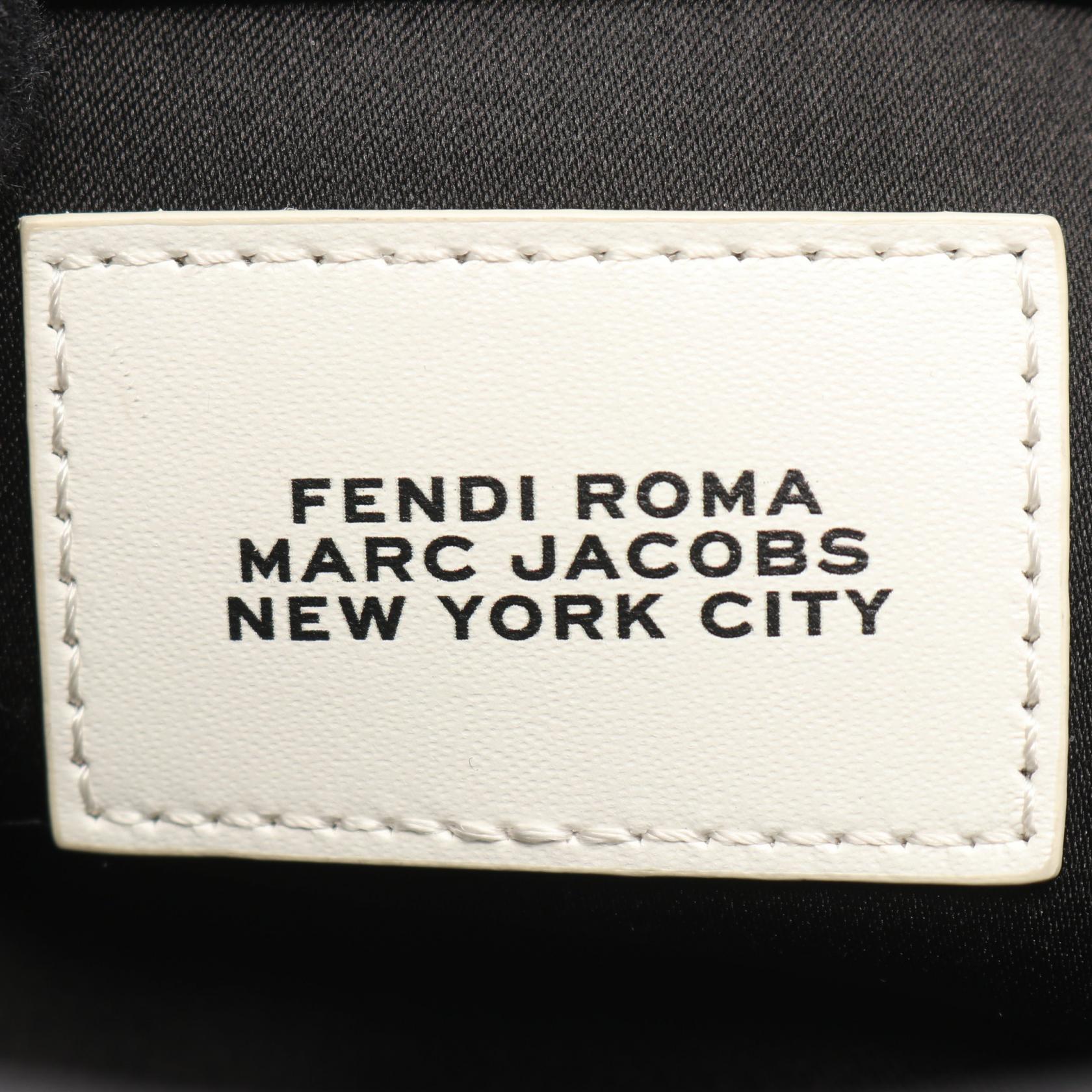 フェンディ FENDI × MARC JACOBS マンマバケット レザーショルダーバッグ