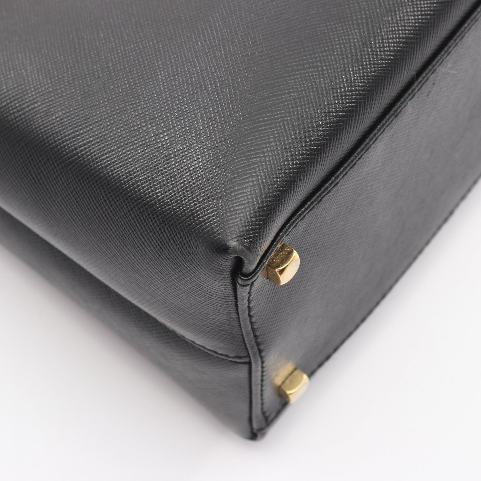 サルヴァトーレ フェラガモ ガンチーニ レザー2WAYハンドバッグ
