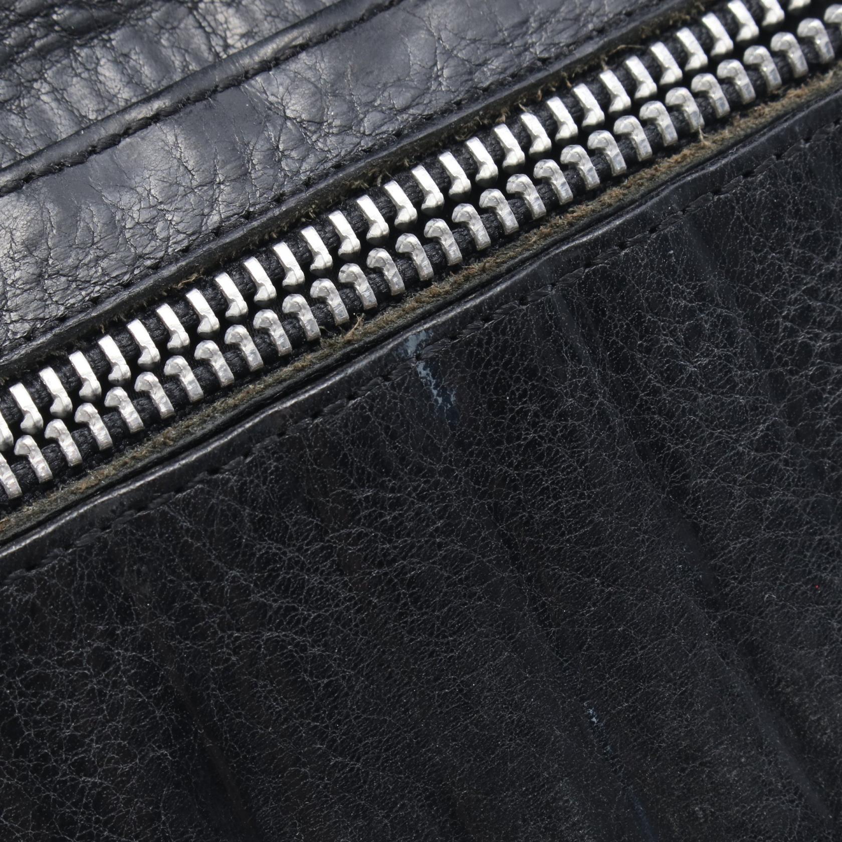 クロムハーツ ウェーブウォレット レザー長財布