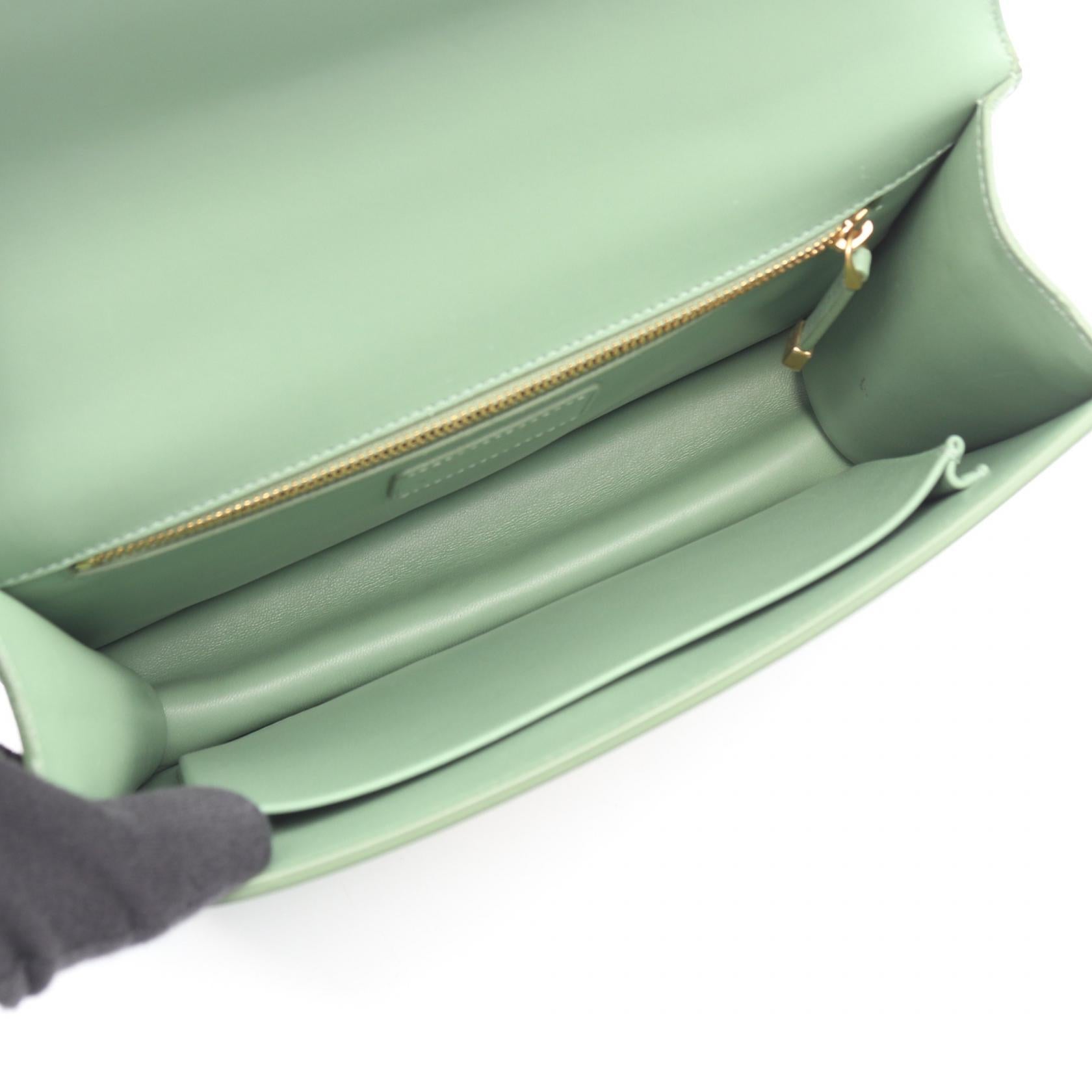 ディオール 30 MONTAIGNE レザーショルダーバッグ