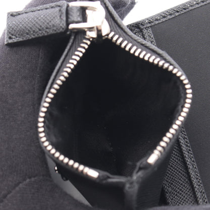 プラダ Re-Nylon レザー二つ折り財布