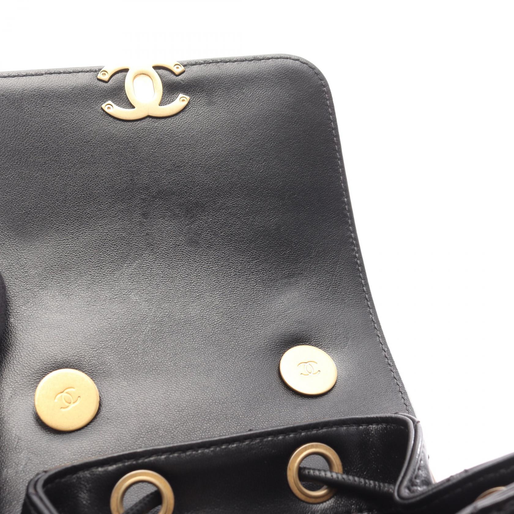 シャネル CHANEL19 ラムスキン バックパック