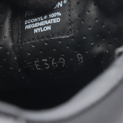 プラダ Re-Nylon レザースニーカー