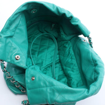 シャネル マトラッセ シャネル22 レザー ショルダーバッグ